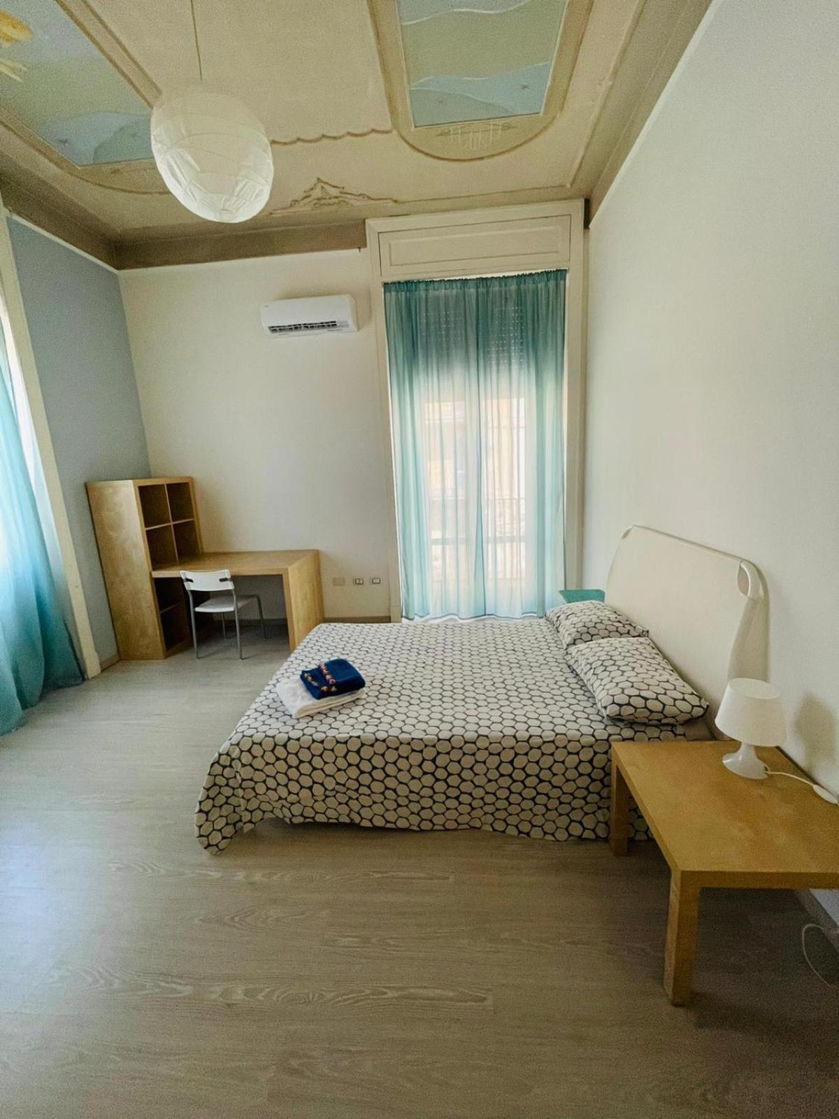 Deodato Guest House كاتانيا المظهر الخارجي الصورة